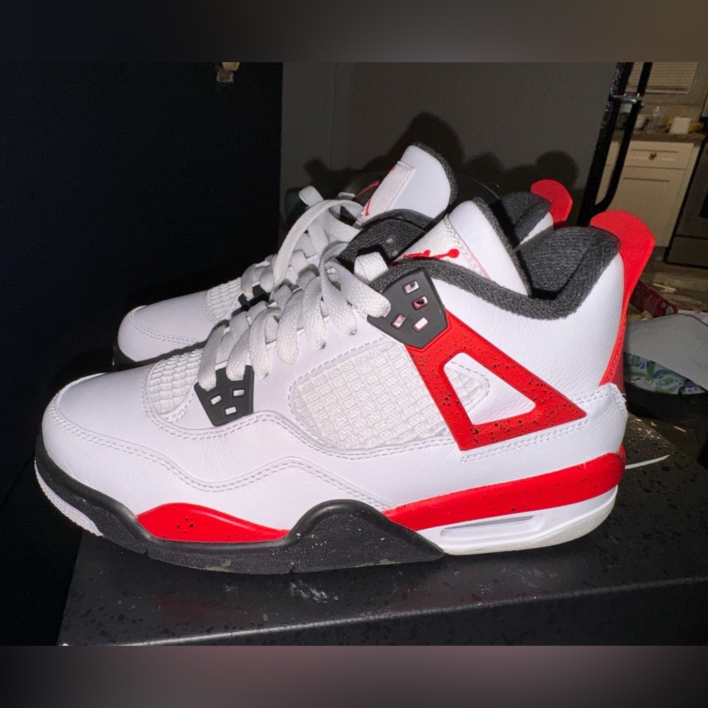 Jordan Retro 4’s